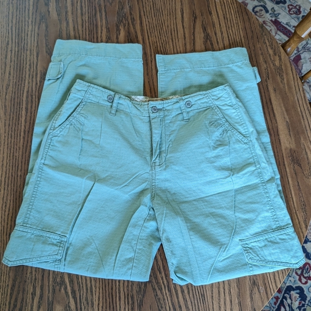 Khakis Relaxed Fit Sage Green Cargo Pant Size Women's 6